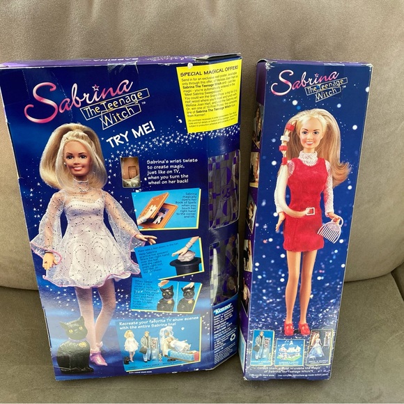 2 Sabrina the Teenage Witch dolls vintage- new in boxes - Picture 2 of 2